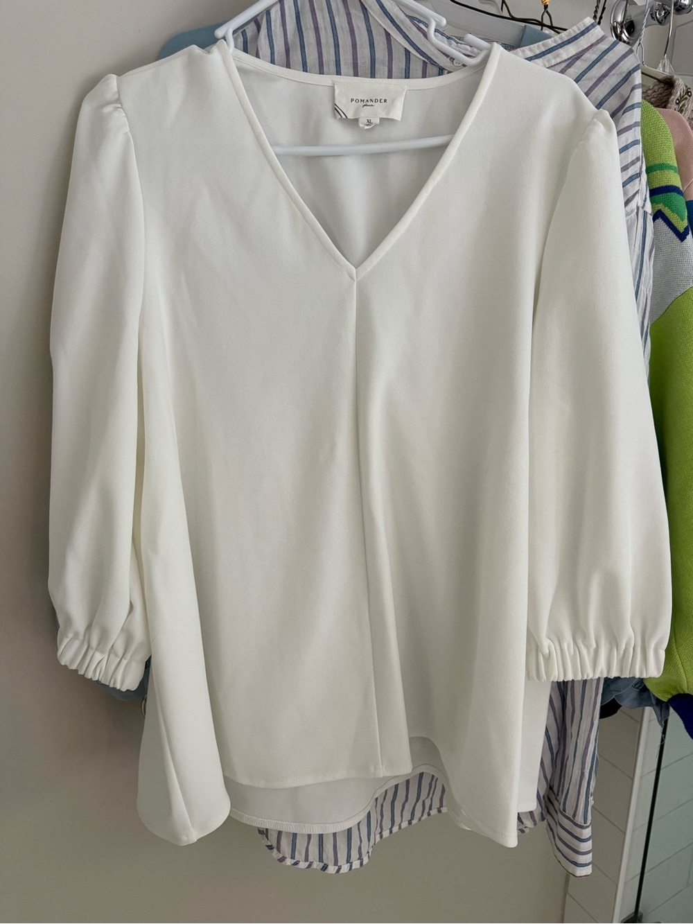 Pomander place Off-white Top